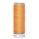 Gutermann garen  200  meter   Kleurnummer 300 Licht goud