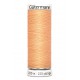 Gutermann garen  200 meter 979 Licht zalm