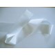 Wit satijnlint per rol van 25 meter. Een hele mooie kwaliteit dubbelzijdig satijnlint.  38 mm breed  100 % polyester 