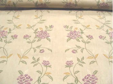 Quiltkatoen Creme met paarse bloemen 1014q
