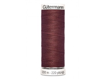 Gutermann garen 200 meter  Marsala. Dit is een dieprode kleur met een koperbruine ondertoon.  Kleurnummer 262
