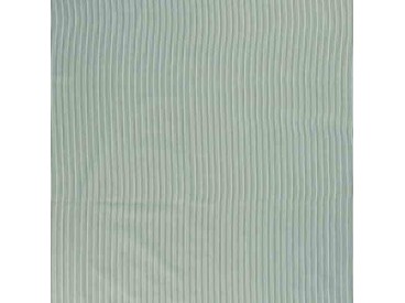 Een mintgroen/oudgroene lengtestreep.. De streep is 2 mm. breed.. 100% Katoen 1.45 mtr. br. 110 gram p/m2