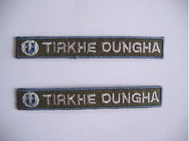 Applicatie Tirkhe Dungha legergroen