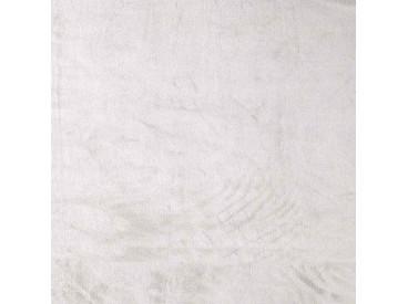 Zeer zachte en soepele licht taupe kleurige wellness fleece, geschikt voor kleding en hobby. 100% polyester 1.50 m . br. 260 gr.