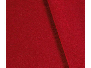 Mooie zware kwaliteit voorgekookte rode bouclé wolvilt.  Rafelt niet. Zeer geschikt voor jasjes. 100% wol  1.45 mtr.br.  4