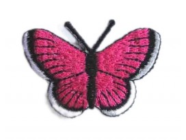Een opstrijkbare vlinder applicatie van 5 x 3.5 cm. Pink