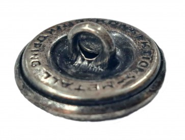 Ankerknoop op steeltje van metaal. Knoop met anker en touw om het anker. 19 mm doorsnee Oudzilver