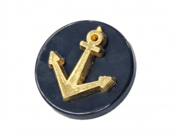 Ankerknoop op steeltje van kunststof. Marineblauwe knoop met een goudkleurig anker. 18 mm doorsnee
