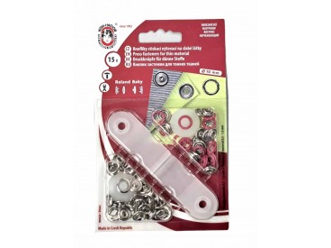 Babydrukkers. Donkerrode inslagdrukknoop met werktuig. Een open rondje.  Doorsnee 9.7 mm. 15 stuks per pakje.