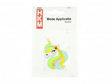 Applicatie eenhoorn.  Een opstrijkbare eenhoorn applicatie met gekleurde manen  6 x 5 cm