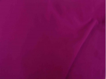 Fuchsia kleurige joggingstof. Deze sweatstof is ook een heel geschikte stof voor huispakken.  80%co/20%pe  1.50 mtr.br.  245 gra