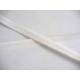 Offwhite biaisband van 12 mm breed.