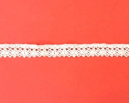 Ecru kantklos kant van 10 mm breed  100% katoen