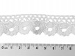 Wit kantklos kant van 25 mm. breed  100% katoen