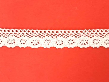 Katoen kant Creme lijkt gehaakt  20 mm breed