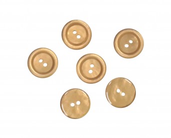 Kunststof knoop 2 gaats  Camel  Doorsnee ongeveer 15 mm