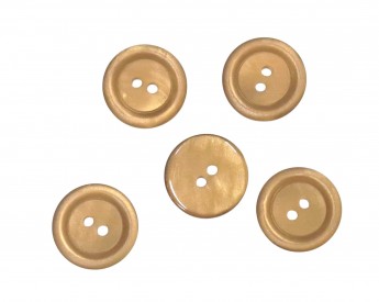 Kunststof knoop 2 gaats  Camel  Doorsnee ongeveer 18 mm