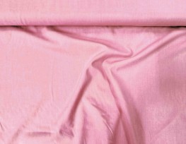 Batist stof effen oudroze. 100 % katoen  70 gram/m2  140-150 cm breed