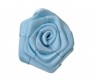 Corsage. Een lichtblauwe opnaaibare roos applicatie  Doorsnee ongeveer 30 mm  Deze roosapplicaties worden per stuk verkocht