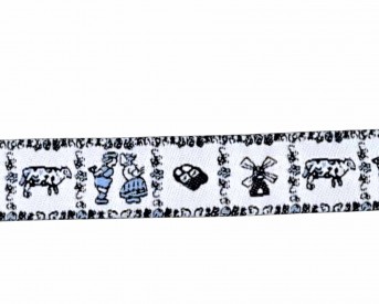 Delftsblauw sierband. Met het zelfde motief als de Delfts blauw 1. stof  15 mm breed.  De prijs is per meter en "1" staat voor 1