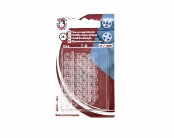 Een kleine plastic drukknoop met een doorsnee van 7 mm.  24 stuks op een kaartje