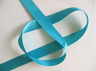 Aqua kleurig satijnlint double faced van 25 mm. breed.