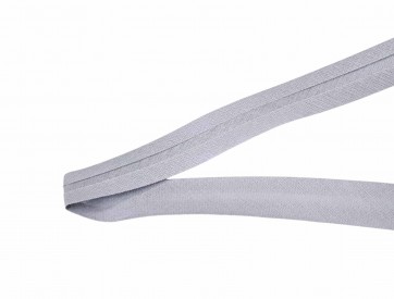 Dox biaisband van 20 mm breed  Lichtgrijs  100 % katoen  De prijs is per meter en "1" staat voor 1 meter