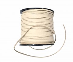 Suede koord   Naturel (Ecru)  Breed: ongeveer 3 mm.