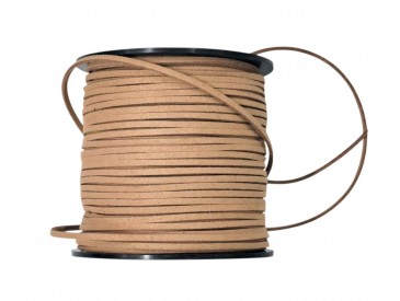 Suede koord.  Camel  Breed: ongeveer 3 mm.