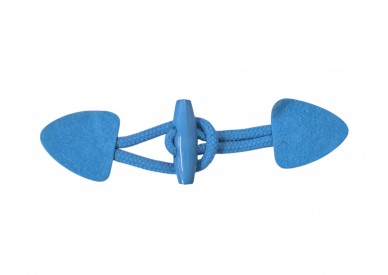 Aqua kleurige opnaaibare houtje/touwtje sluiting. 15 x 4 cm.