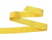 Elastisch vouwtres biaisband.  Hardgeel.  20 mm breed.  Elastisch biaisband wordt gebruikt om rekbare stoffen af te werken.