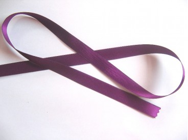 Donkerpaars satijnlint dubbelzijdig 1,5 cm breed