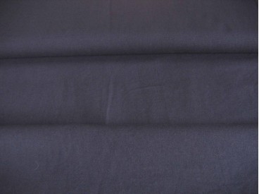 Canvas stof diep donkerblauw. Een stevige canvas stof om o.a. kussens, tafelkleden, jassen of tassen van te maken. 100% katoen.