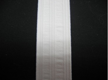 Wit pyjama elastiek 25 mm breed.