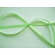 Licht limekleurig satijnlint double face van 6 mm breed.