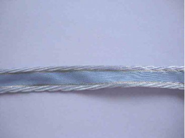 Sierband Oudblauw met schuine streepjes en gouddraad 20mm