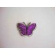 Een opstrijkbare vlinder applicatie van 3 x 2.5 cm. Paars glitter