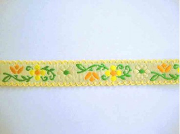 Sierband Bloem zachtgeel met geel/oranje bloem en schulprandje 20mm