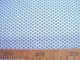 Quiltkatoen Wit met grijze mini fleur ZGW 06067-002