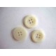 Kunststof knoop 4-gaats Creme 20mm. 493-S6