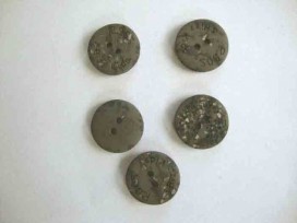 Bizzkids en Roos knoop Taupe gevlekt 22mm. 5467