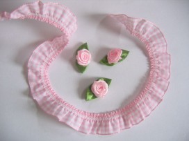 Elastisch kant boerenbont ruit Licht roze  2cm