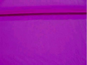 Een paarse katoen  100% katoen  1.40 mtr. breed