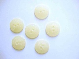 Kunststof knoop mat gesikkeld Offwhite 22mm. 401-S13