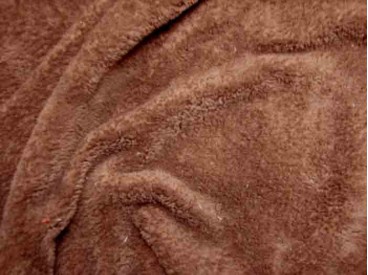 Wellness fleece donkerbruin. Zeer zachte en soepele knuffelfleece.  100% polyester  1.50 mtr breed  260 gram/m2