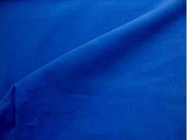 Kobalt kleurige soepelvallende effen babyrib corduroy. 100% katoen 1.45 meter. breed 145 gr/m2 21 Wales