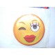 Smiley applicatie groot vrouwtje met knipoog