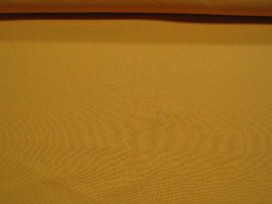 Een effen gele katoen die past bij de gele boerenbont ruiten, stippen en combi stoffen.  100% katoen  1.45 meter breed