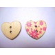 Houten knoop gekleurd Hartje 6