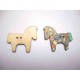 Houten knoop gekleurd Paard  P4